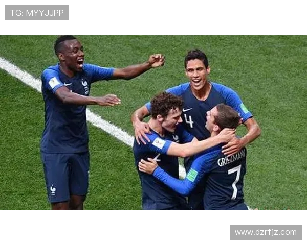 基多体育大学在解放者杯半决赛首回合以三球优势战胜帕尔梅拉斯